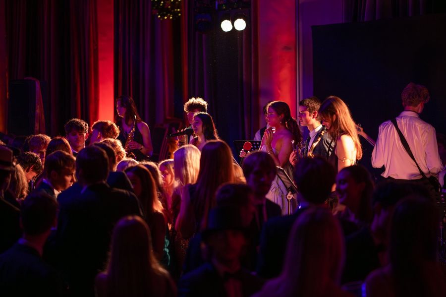 Live performance at the corporate dinner, Hardwick Hall Hotel